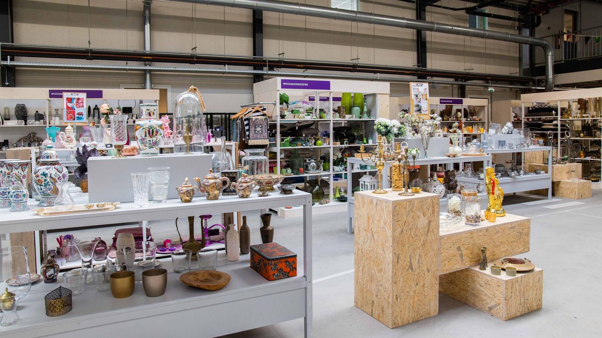 Thrift store Het Goed in Schiedam - credits: Nanne van Hout