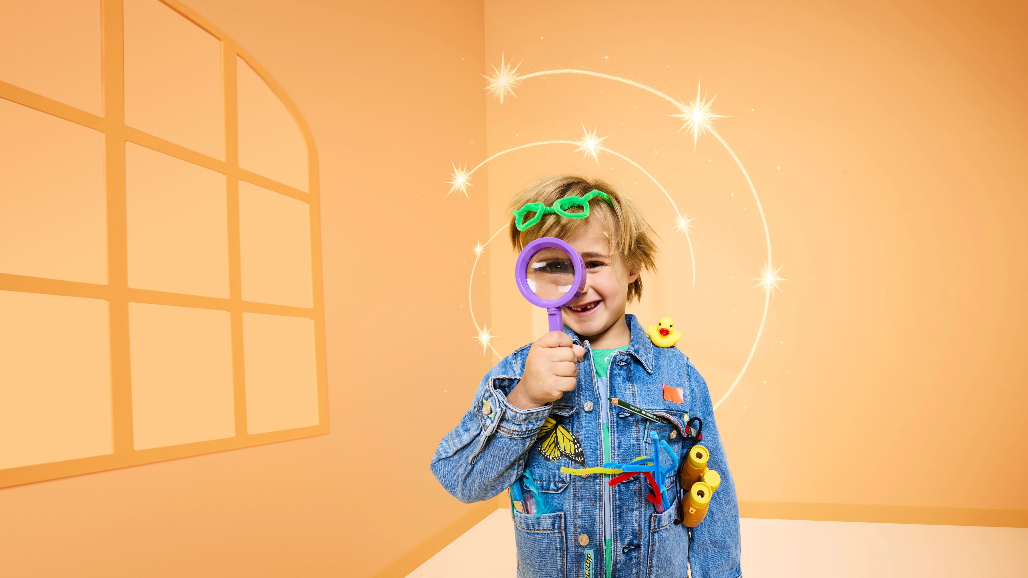Jongetje met STEM-speelgoed