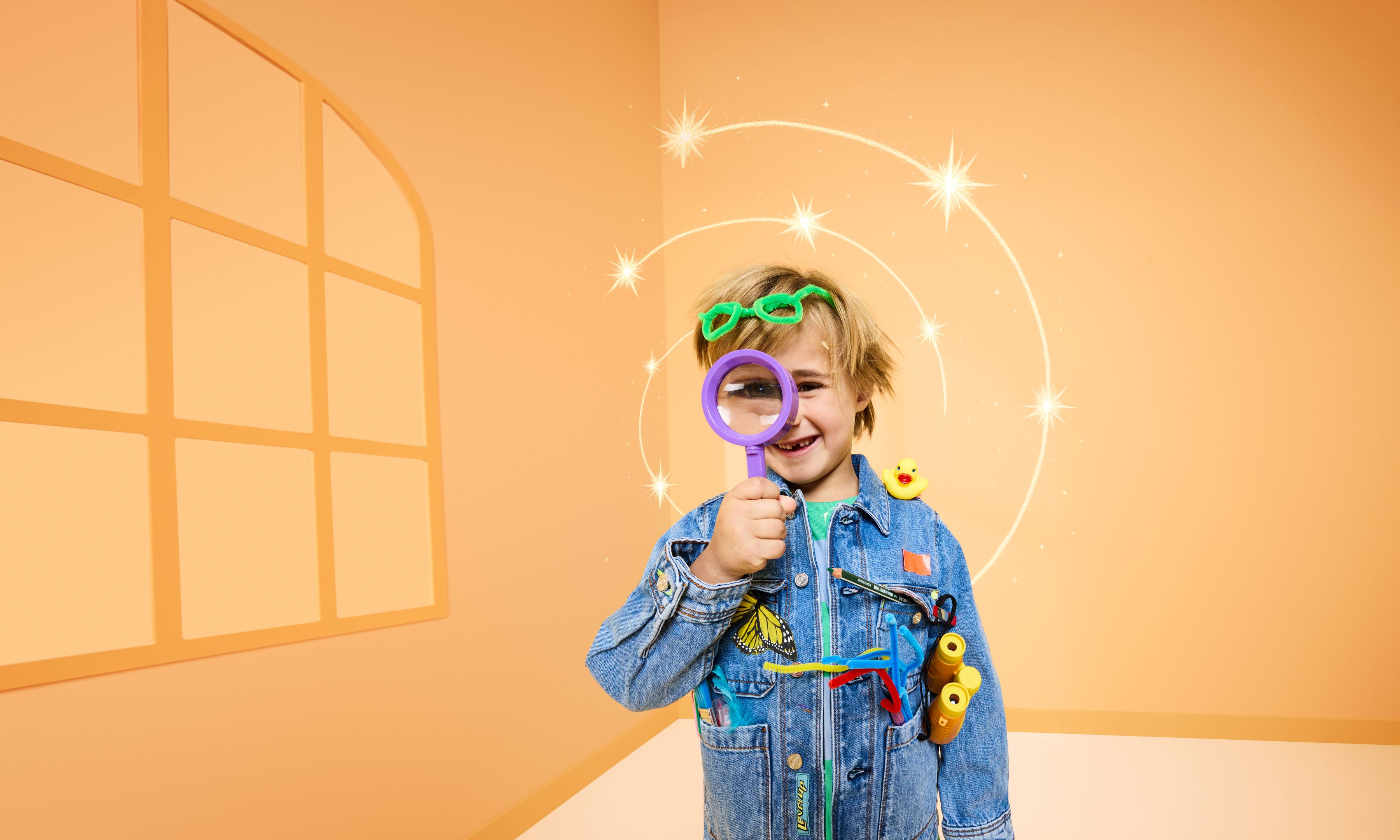 Jongetje met STEM-speelgoed