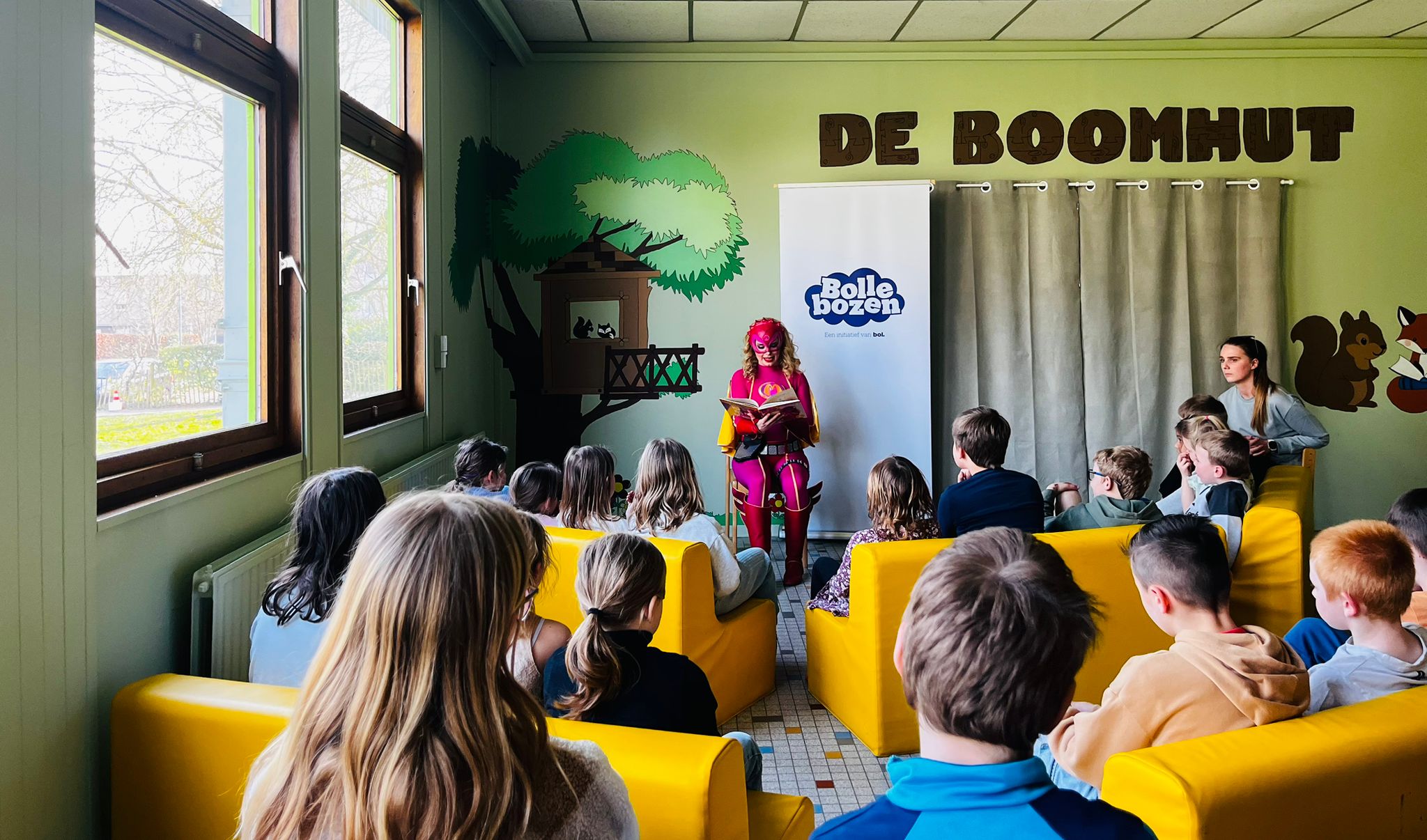 Mega Mindy leest voor