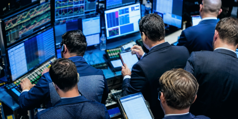 Morgan Stanley’s Wilson Sees Profit Boost for Stocks Beyond Tech