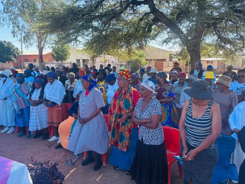 Re A Bua representatives with community members at the Ledumang event.