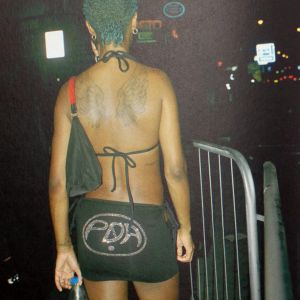 Liz Johnson Artur: PDA