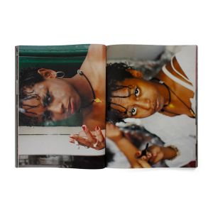 Leticia Valverdes: Brazilian Street Girls