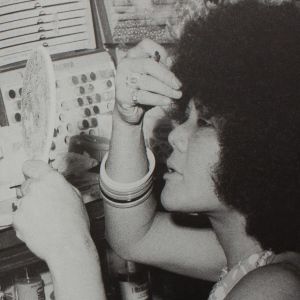 Mao Ishikawa: Red Flower