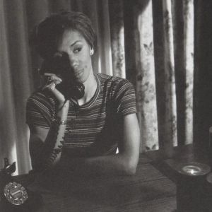 Lorna Simpson: Interior/Exterior, Full/Empty