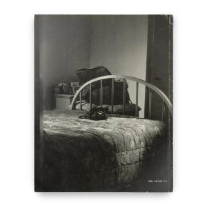 Lorna Simpson: Interior/Exterior, Full/Empty