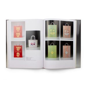 Hideo Saitoh: Shopping Bag Design in Japan