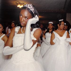 Miranda Barnes: Social Season