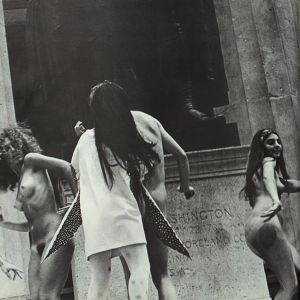 Yayoi Kusama: Driving Image