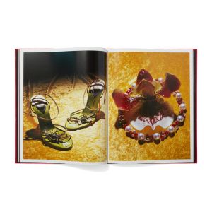 Nobuyoshi Araki: Yami No Hana: Araki’s Jewelry and Flower