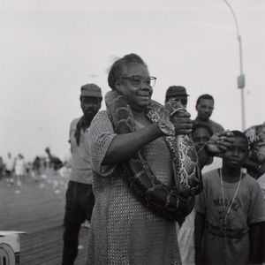 Liz Johnson Artur: Liz Johnson Artur