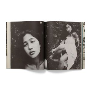 Nobuyoshi Araki: Gekisha Joyu Tachi