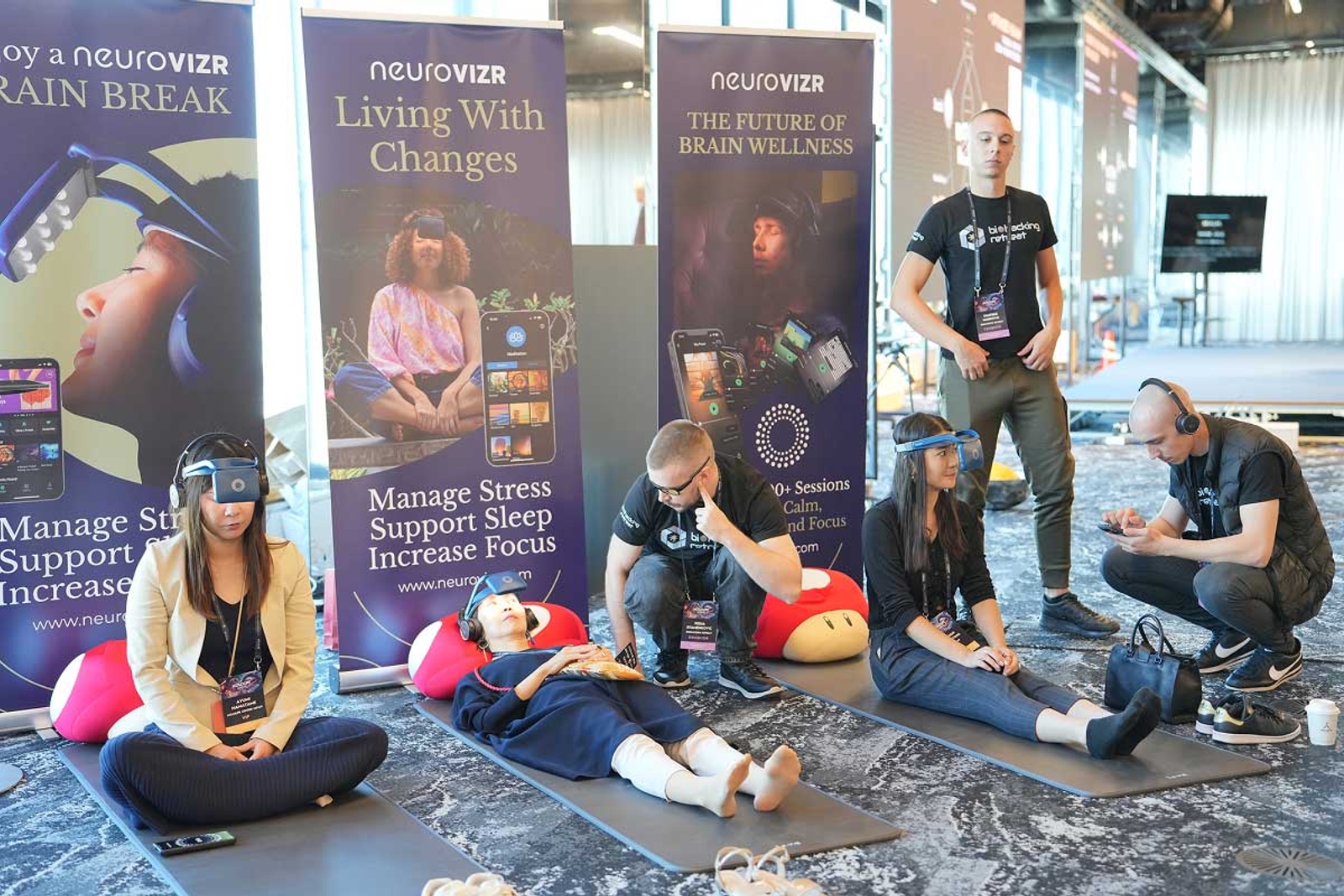 NeuroVIZR at the Hololife Summit