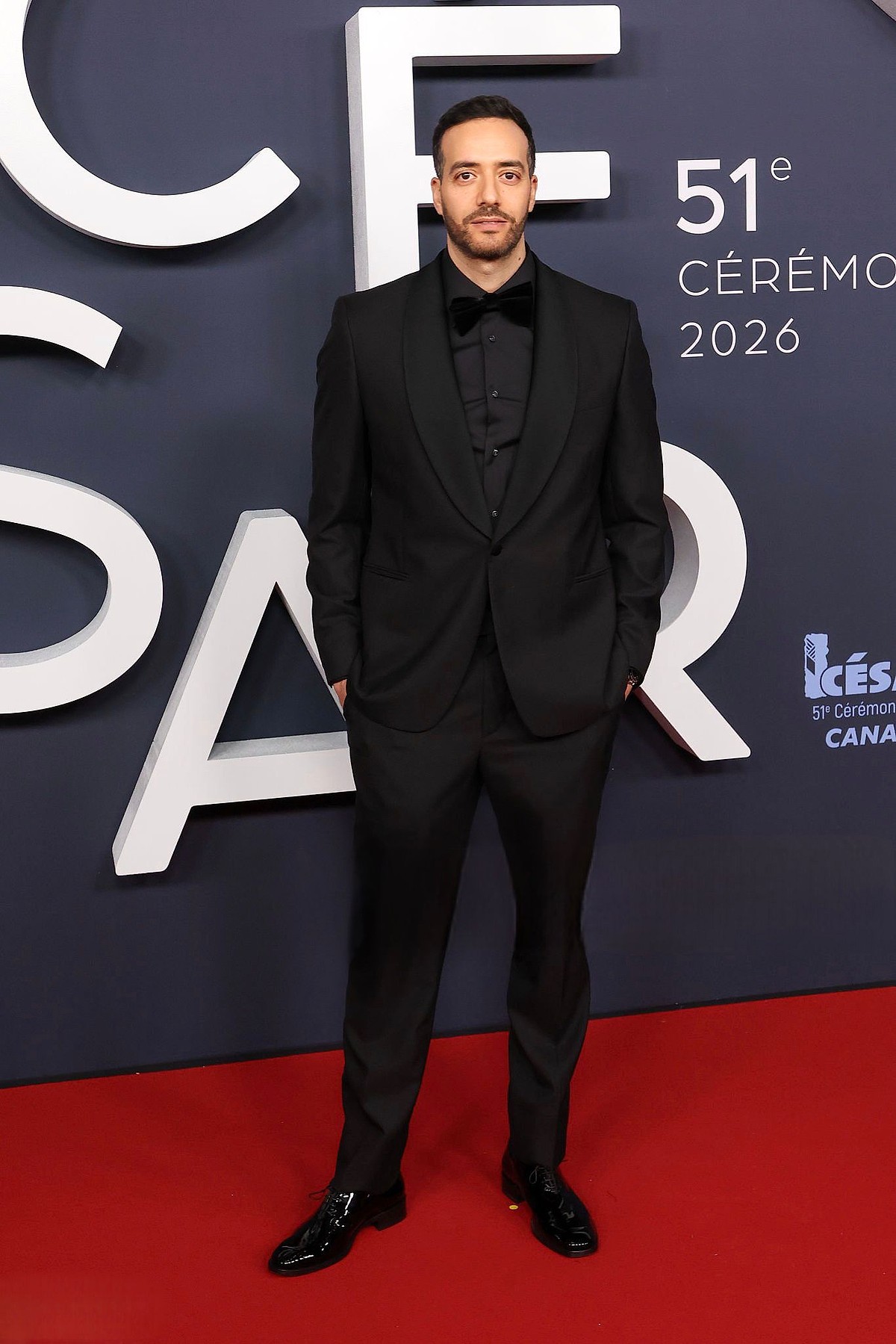 César