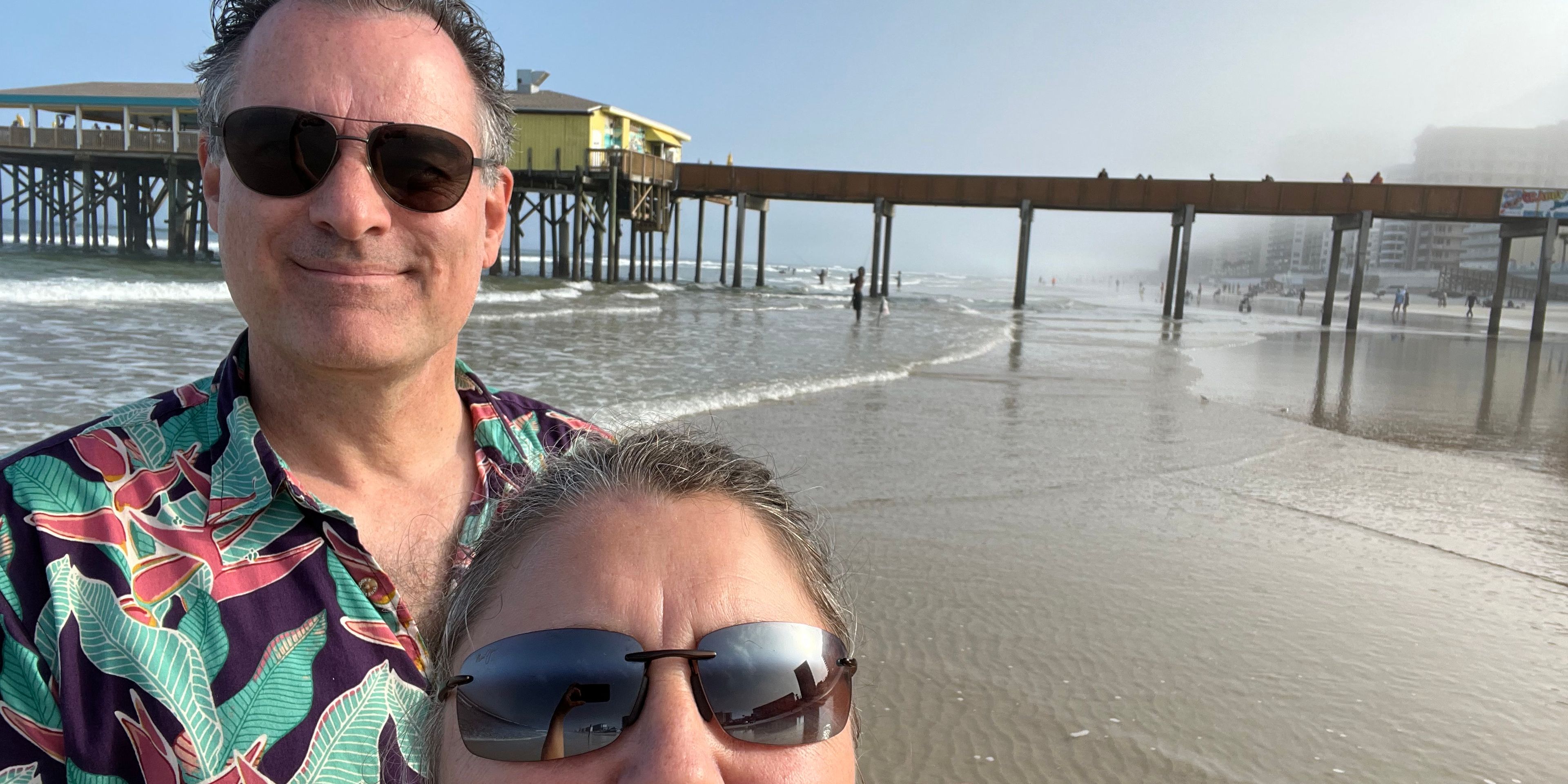 Terri & Curtis at South Daytona Beach - "Crabbie Joes"