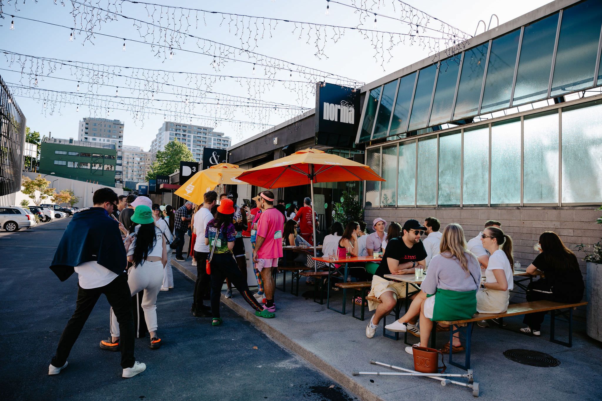 Tracksuit NZ Christmas in Auckland, guests and the room, event photography by Sonna Studios