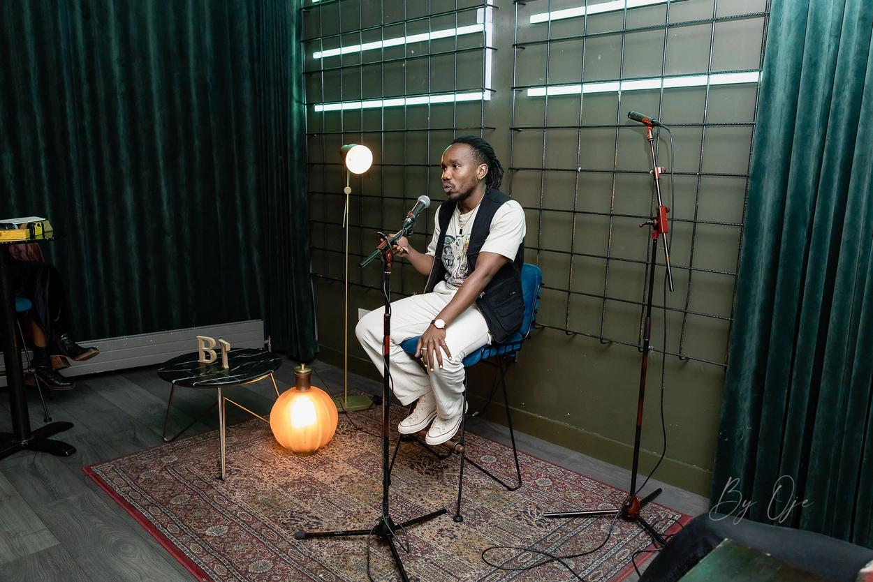 Open Mic #03 - Photo 35.jpg