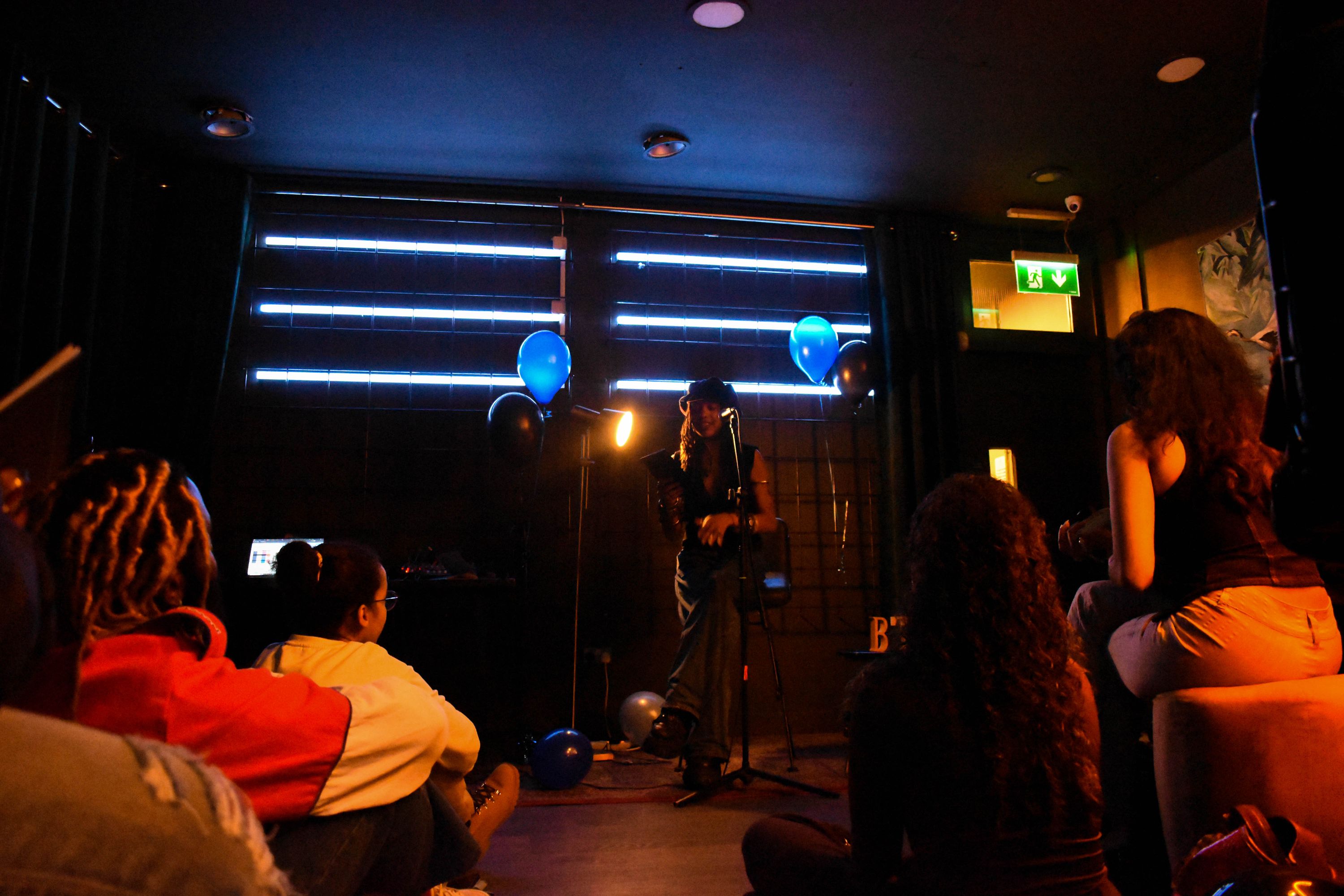 Open Mic #05 - Photo 32.jpg