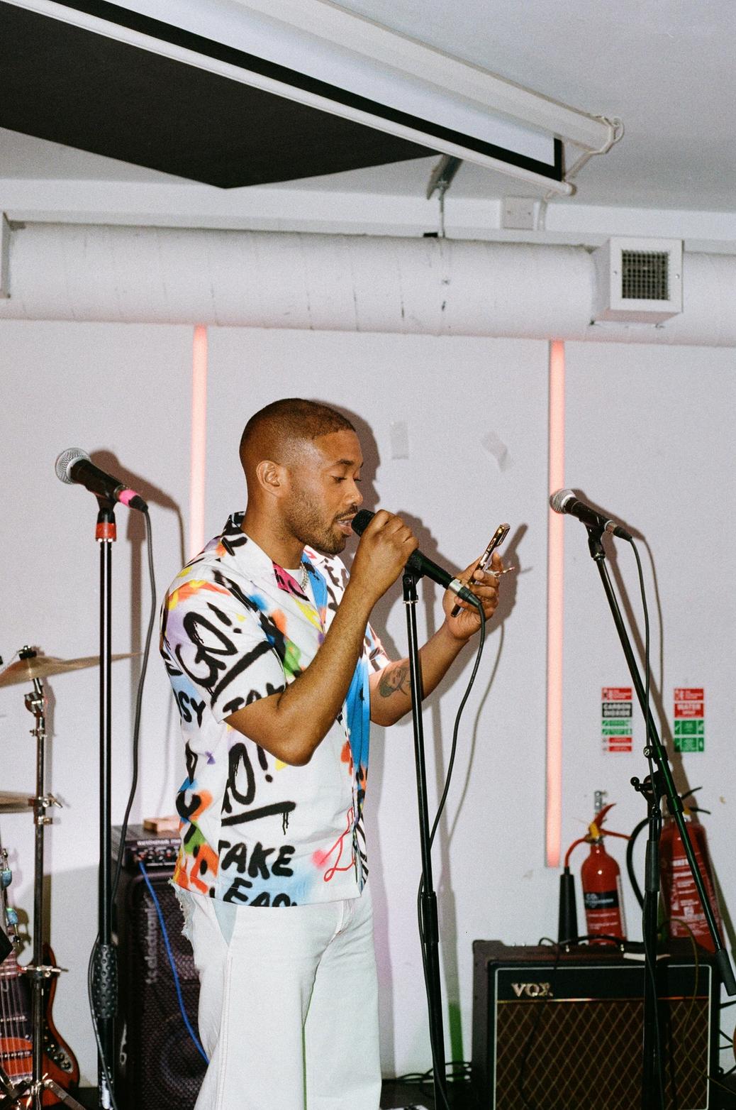 Open Mic #10 - Photo 41.jpg