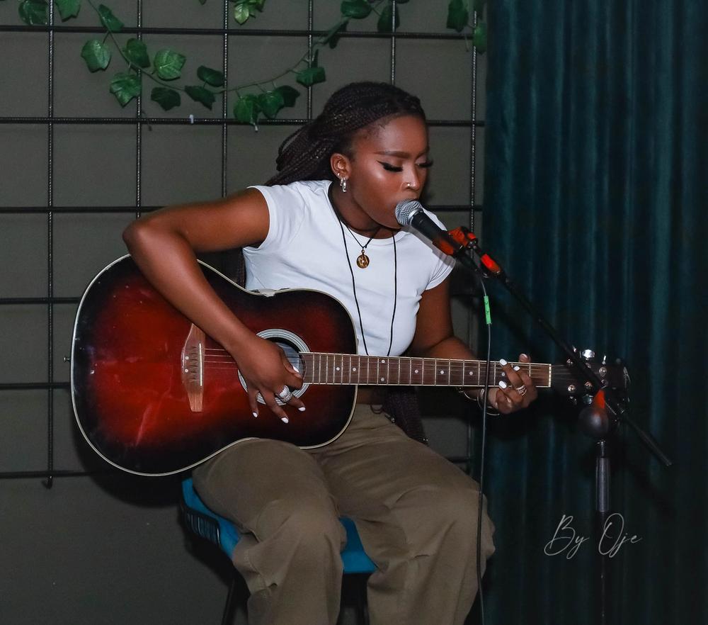 Open Mic #02 - Photo 4.jpg