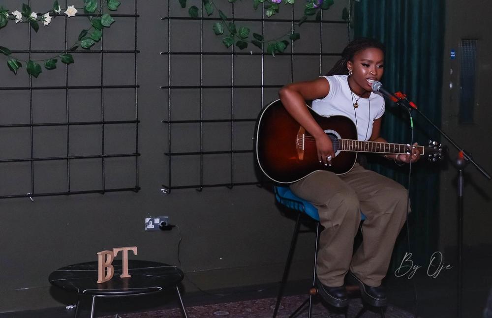 Open Mic #02 - Photo 39.jpg