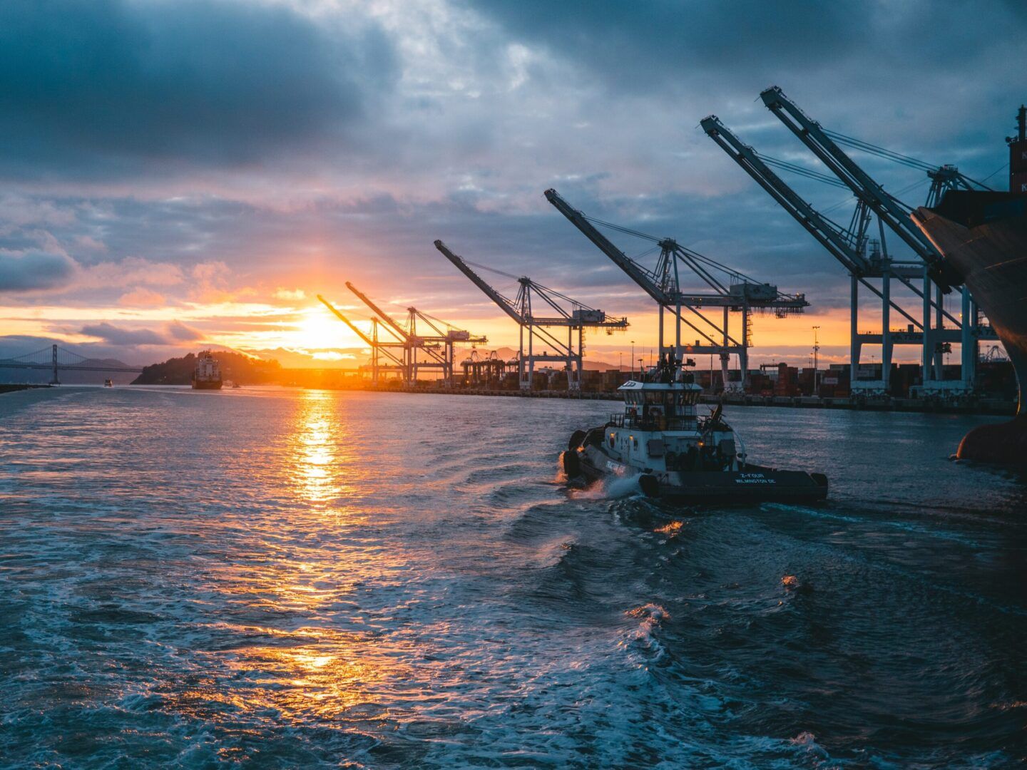 Economic Risks Darken Demand Outlook for Oil Prices