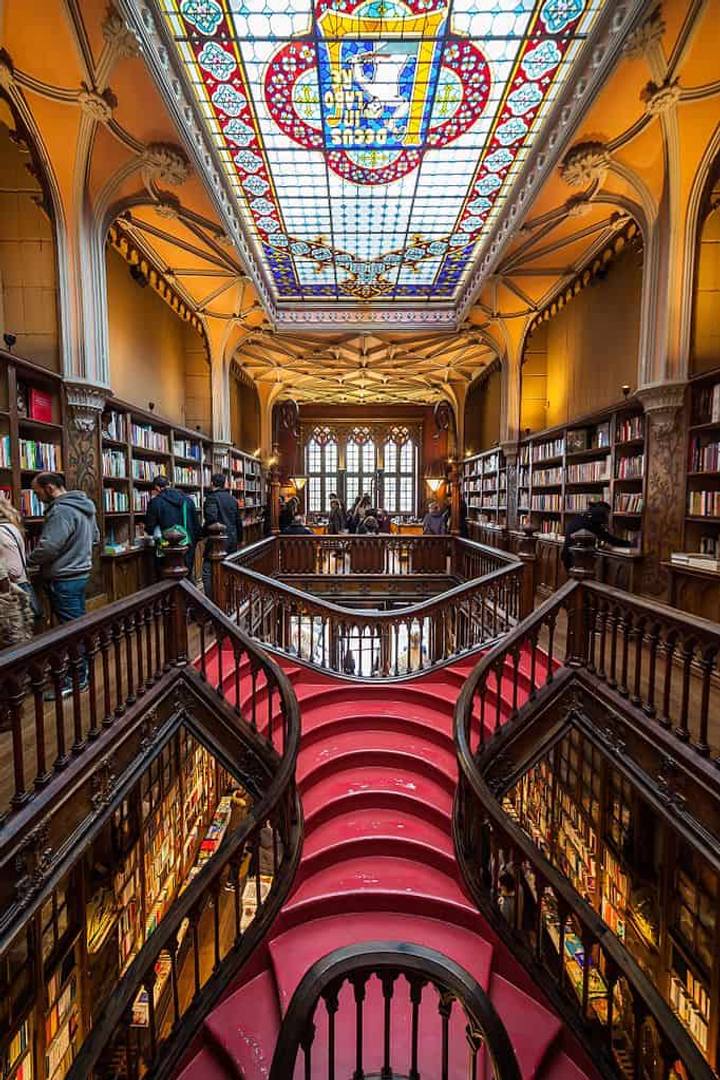 Interior da Livraria Lello - Reprodução Internet