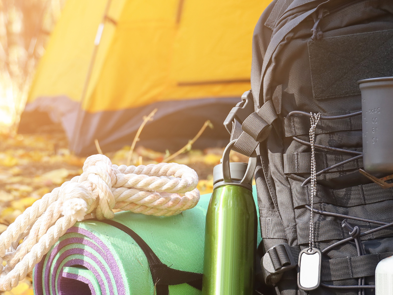 Foto de uma mochila de emergência