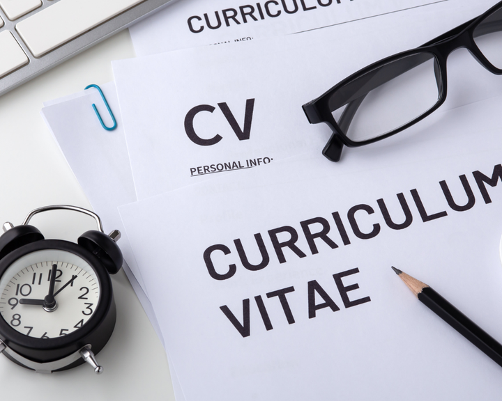 Trabalhar em Portugal: Um Guia Rápido sobre Salário Mínimo, Impostos e Como Encontrar Emprego