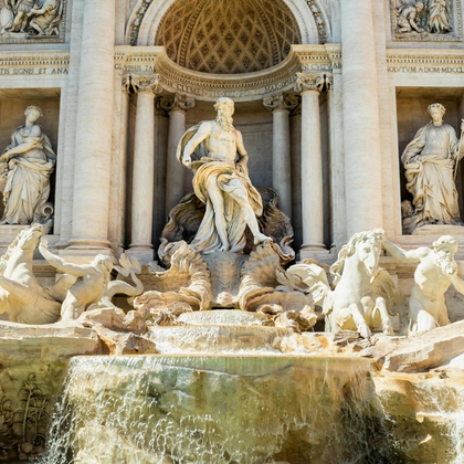 Detalhes da Arquitetura da Fontana de Trevi em Roma