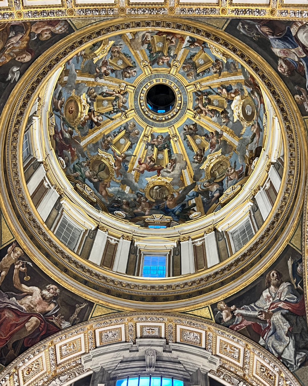 Cúpula da Basílica de São Pedro no Vaticano