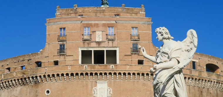 Fachada do Castelo Santo Ângelo em Roma