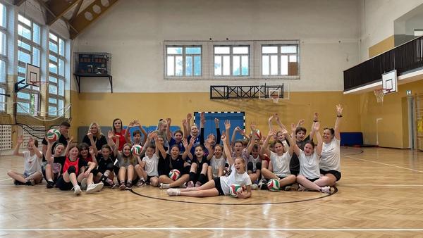 Wspólny siatkarski trening