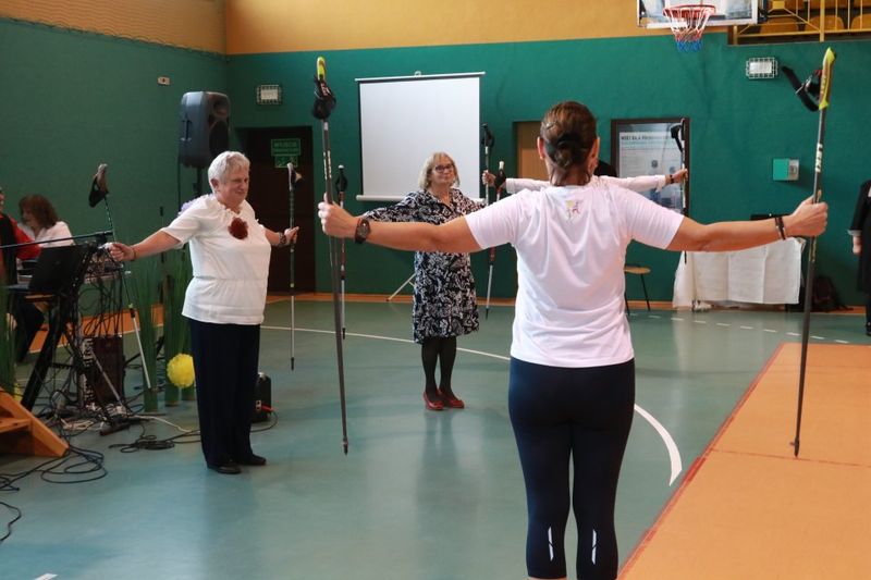 Aktywny senior / Nordic Walking