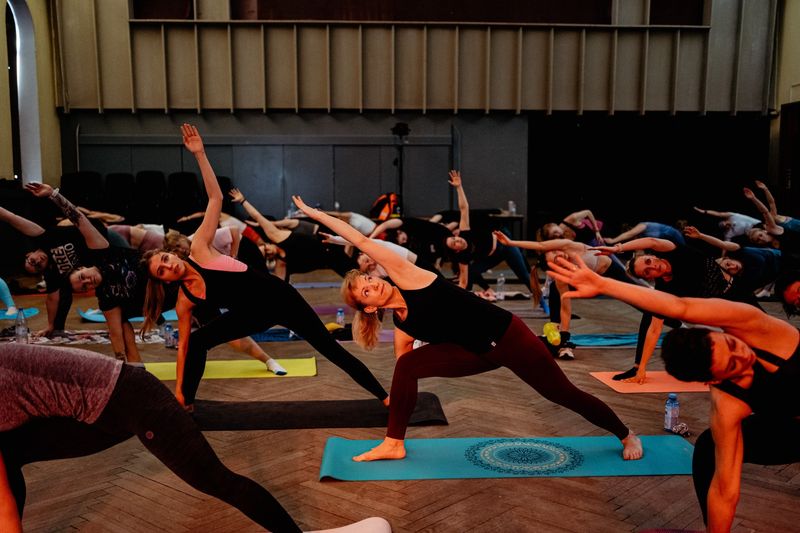 Maraton Fitness z okazji Dnia Kobiet