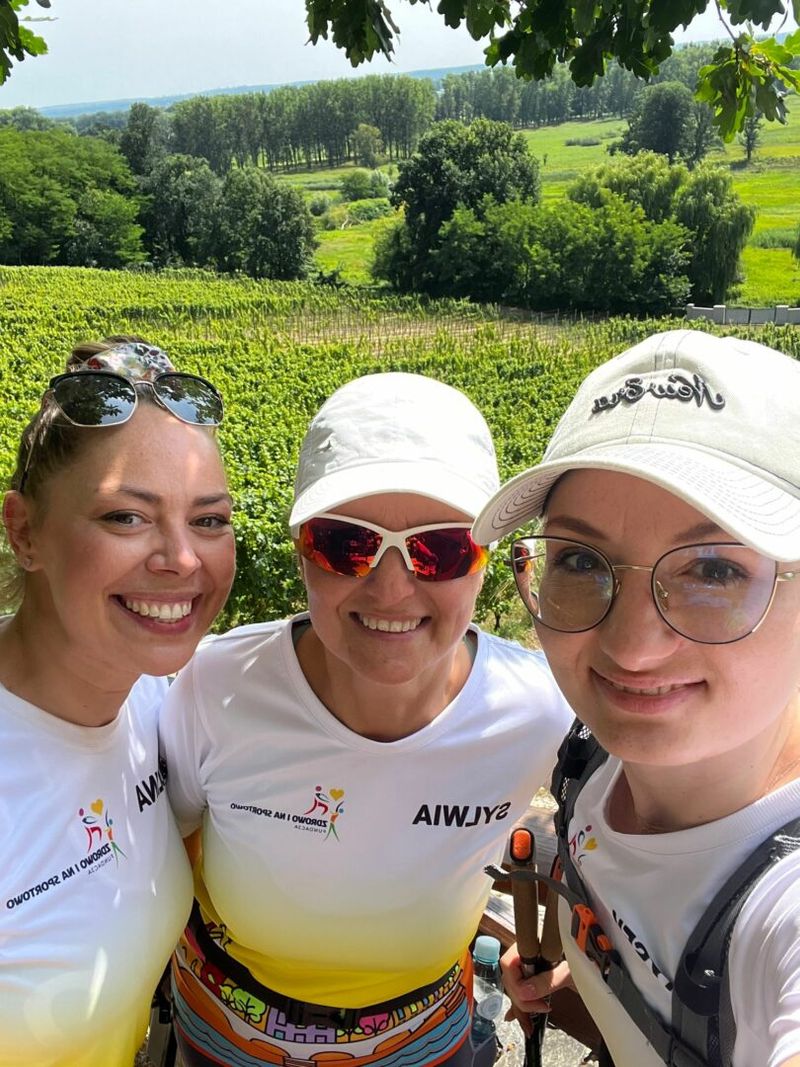 II Rajd Nordic Walking trasą Nadodrzańskich Winnic w Górzykowie