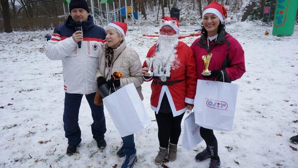 Mikołajkowy Marsz Nordic Walking
