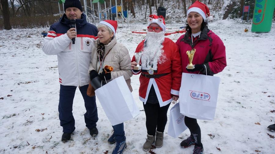 Mikołajkowy Marsz Nordic Walking