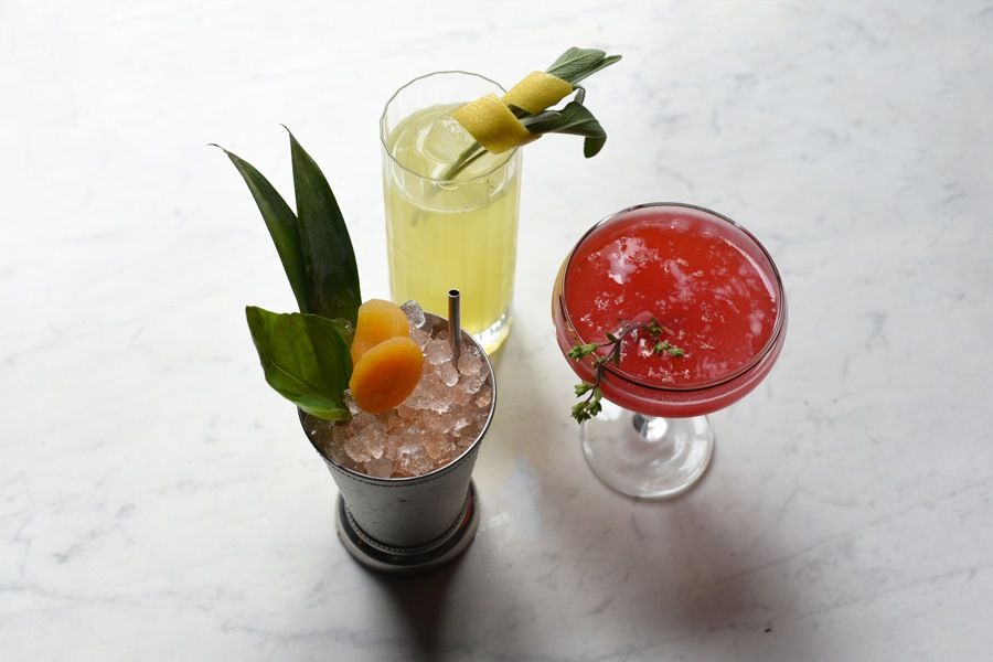 2nd Floor Bar & Essen