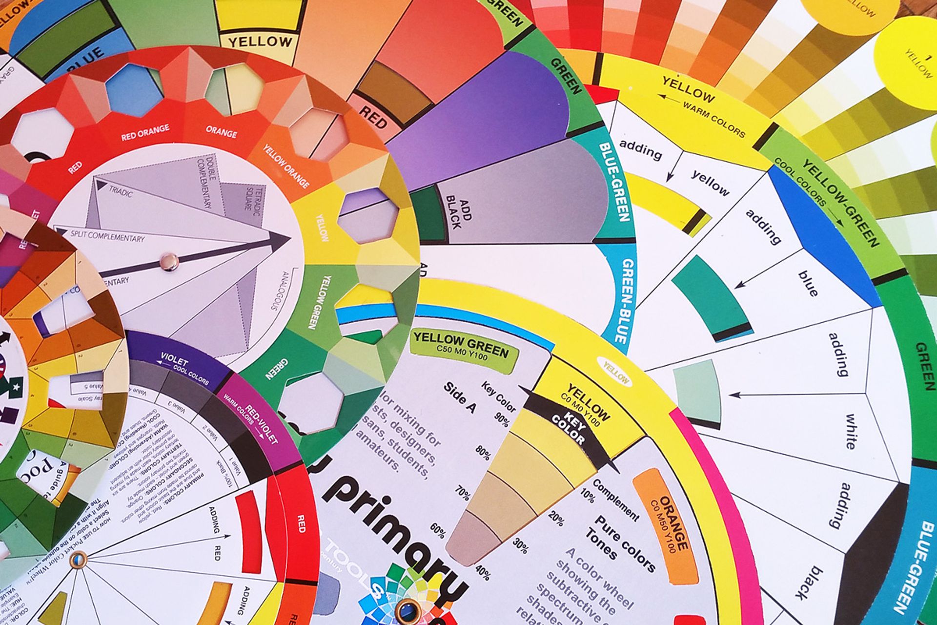 Color Qeb Color Theory in Web Design: Beginner's Guide | Clay