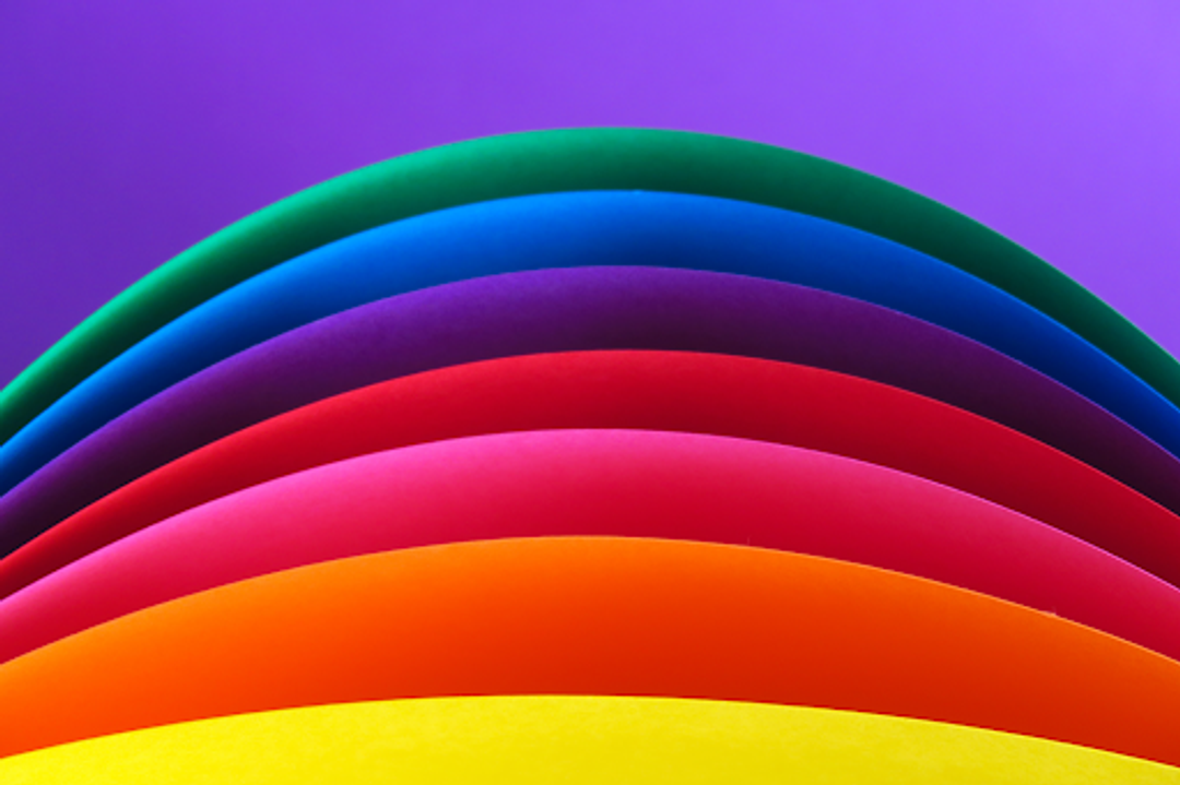Colorful curved rainbow layers