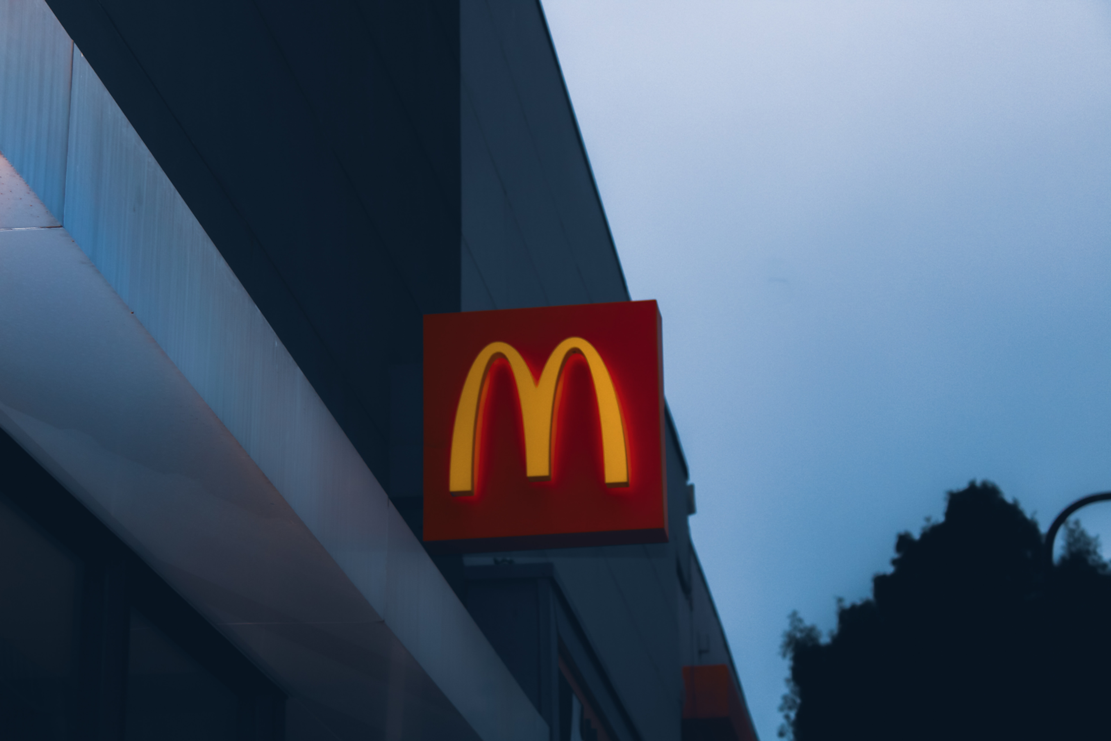 McDonald`s logo