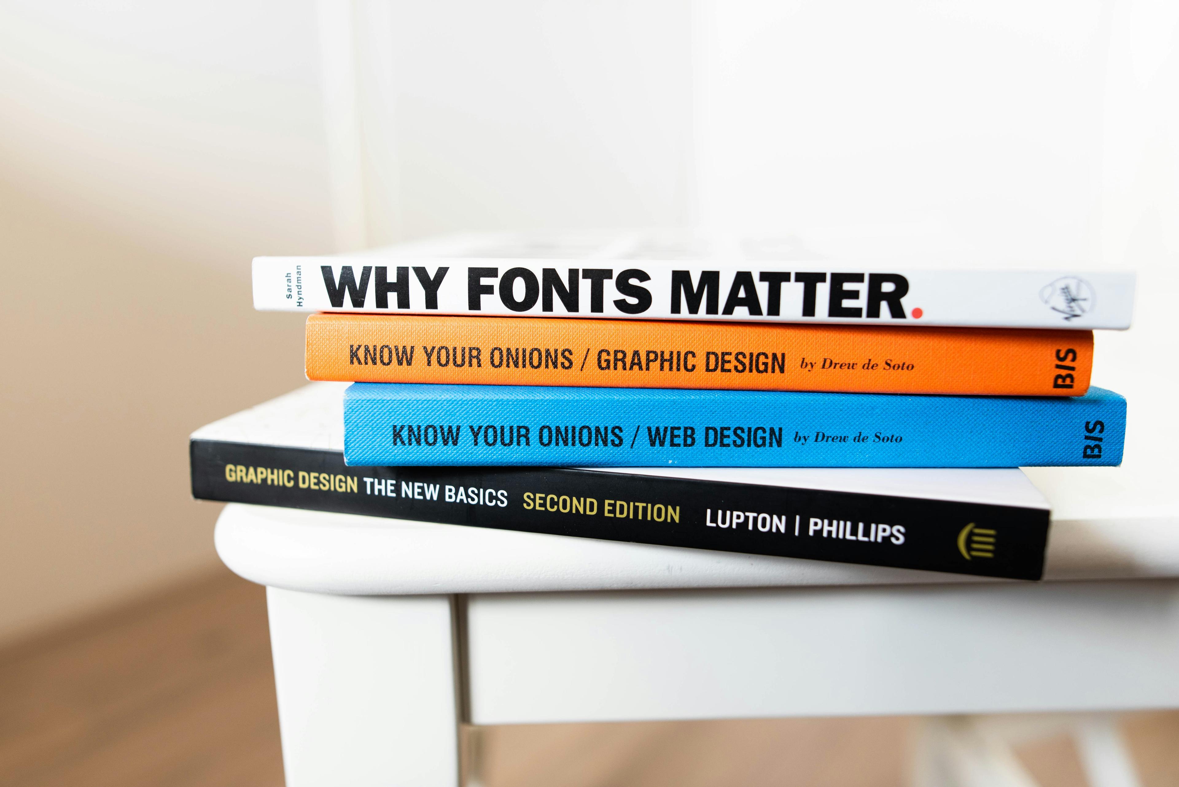 Books on fonts, graphic and web design