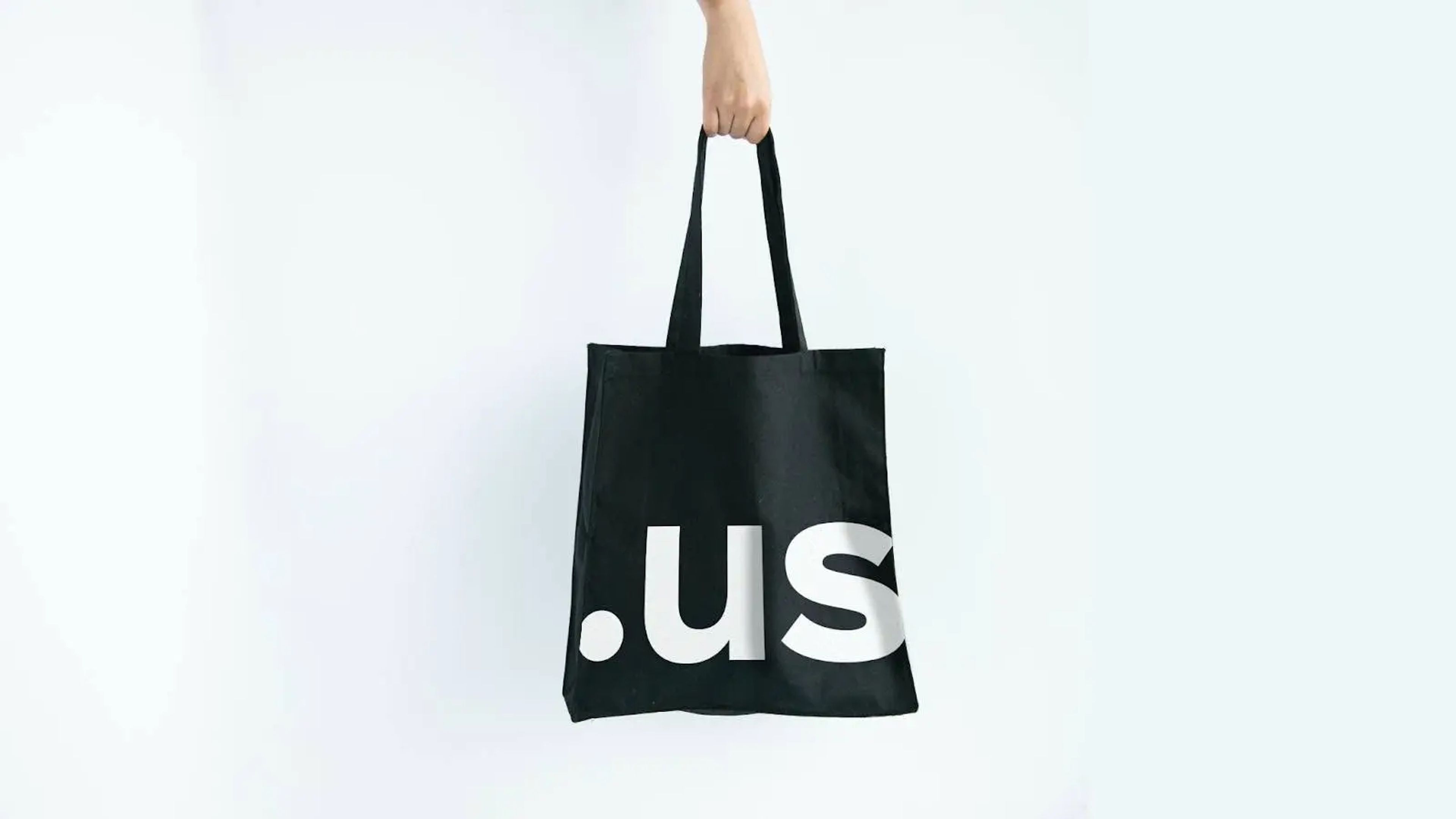 black shopping bag