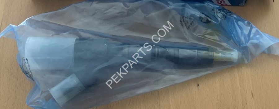 Injector — part no 04290987