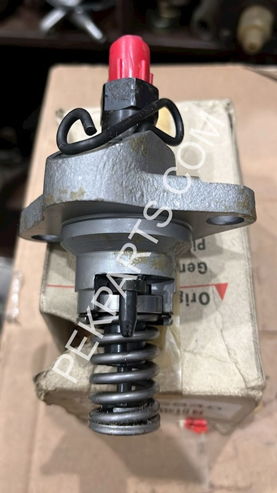 Fuel Injection Pump — part no 04175848