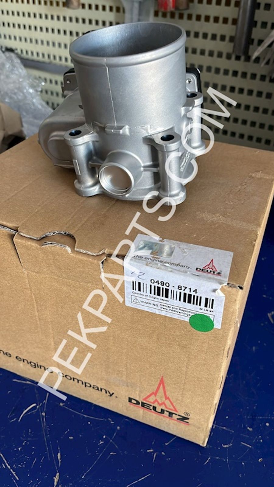 Throttle Valve — part no 04908714
