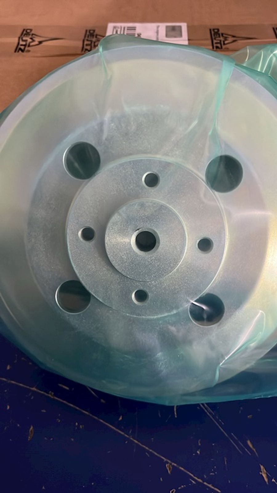 Pulley — part no 04254249
