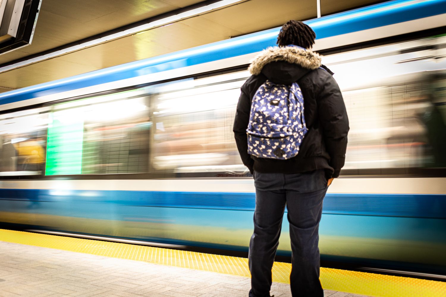 Montréal, Métro Sherbrooke, à la volée